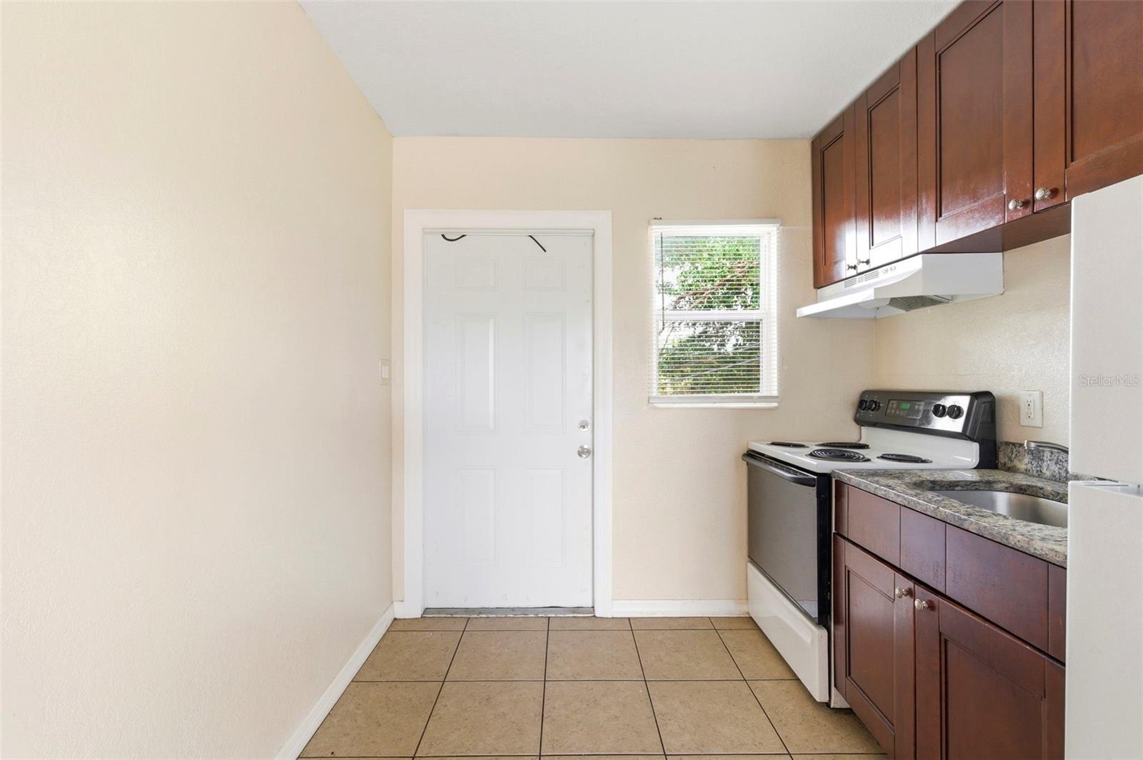 1799 RUSSELL ST S #3, ST PETERSBURG, FL, 33712