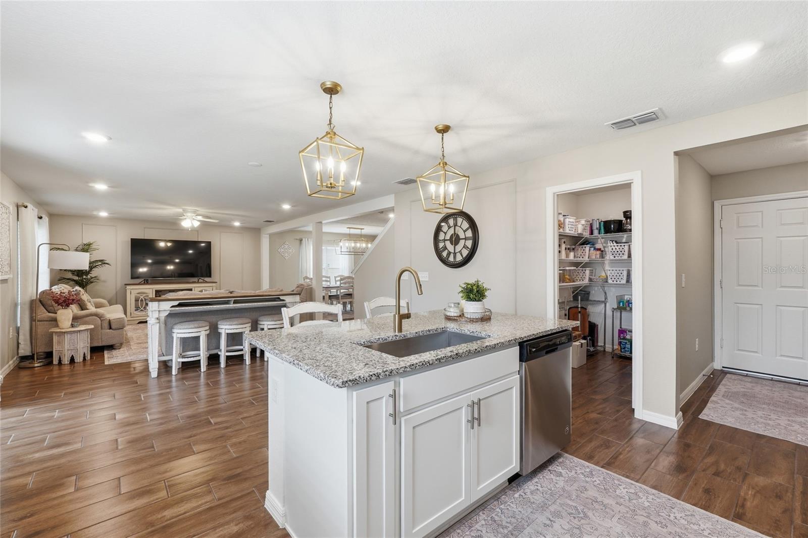 1185 AUGUSTUS DR, DAVENPORT, FL, 33896