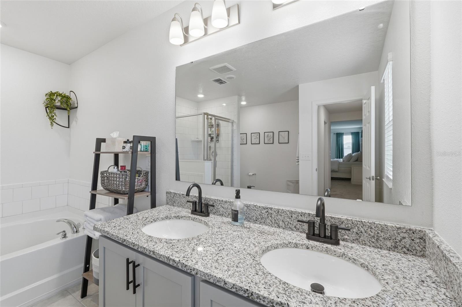 1185 AUGUSTUS DR, DAVENPORT, FL, 33896
