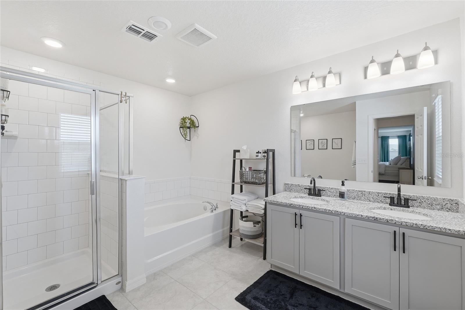 1185 AUGUSTUS DR, DAVENPORT, FL, 33896