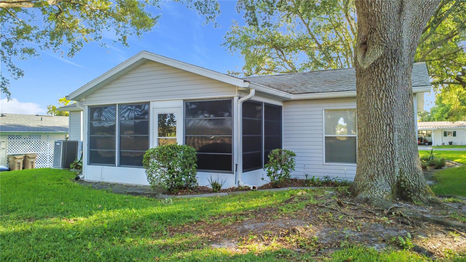 25014 PINE HL, LEESBURG, FL, 34748