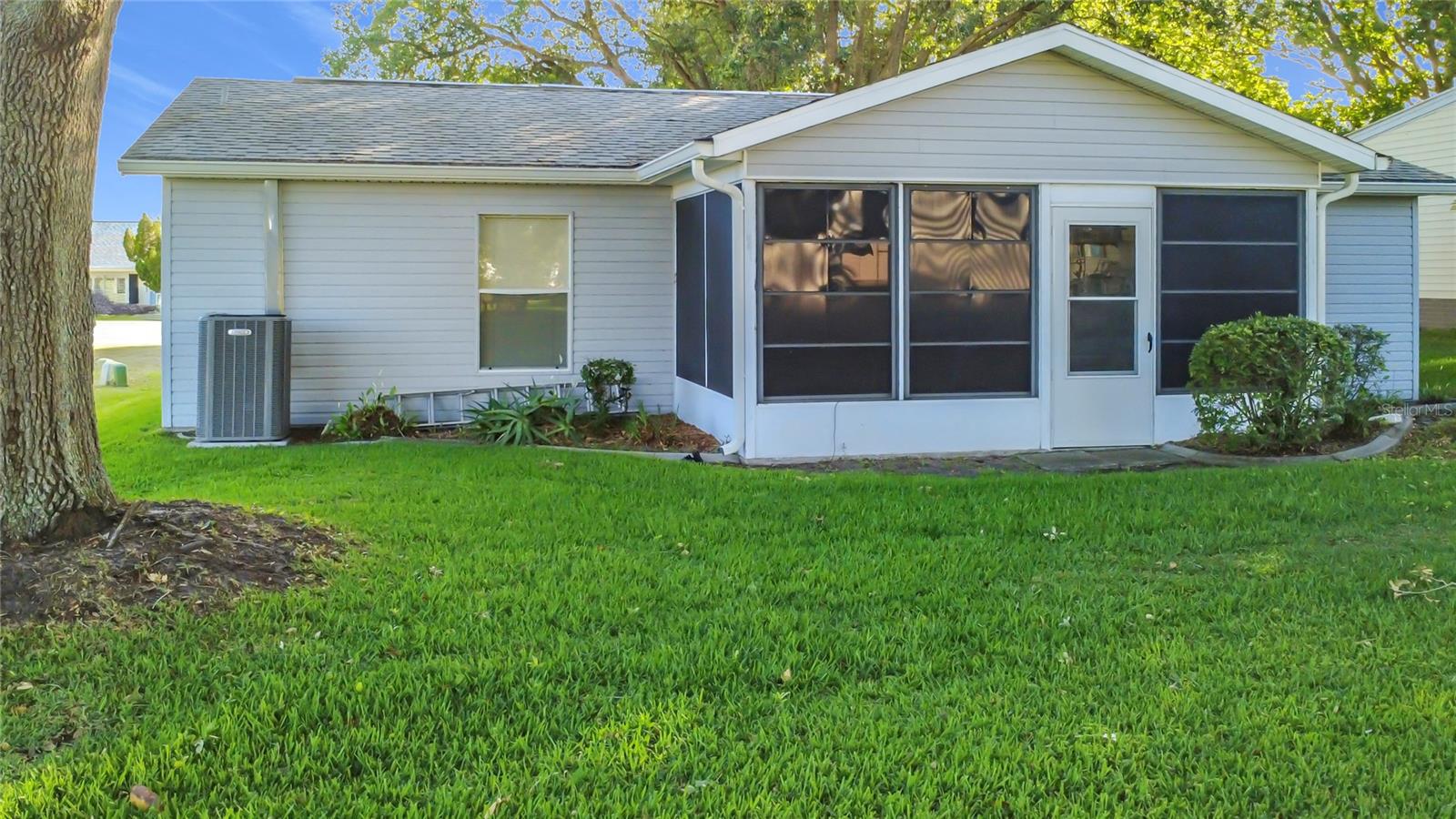 25014 PINE HL, LEESBURG, FL, 34748