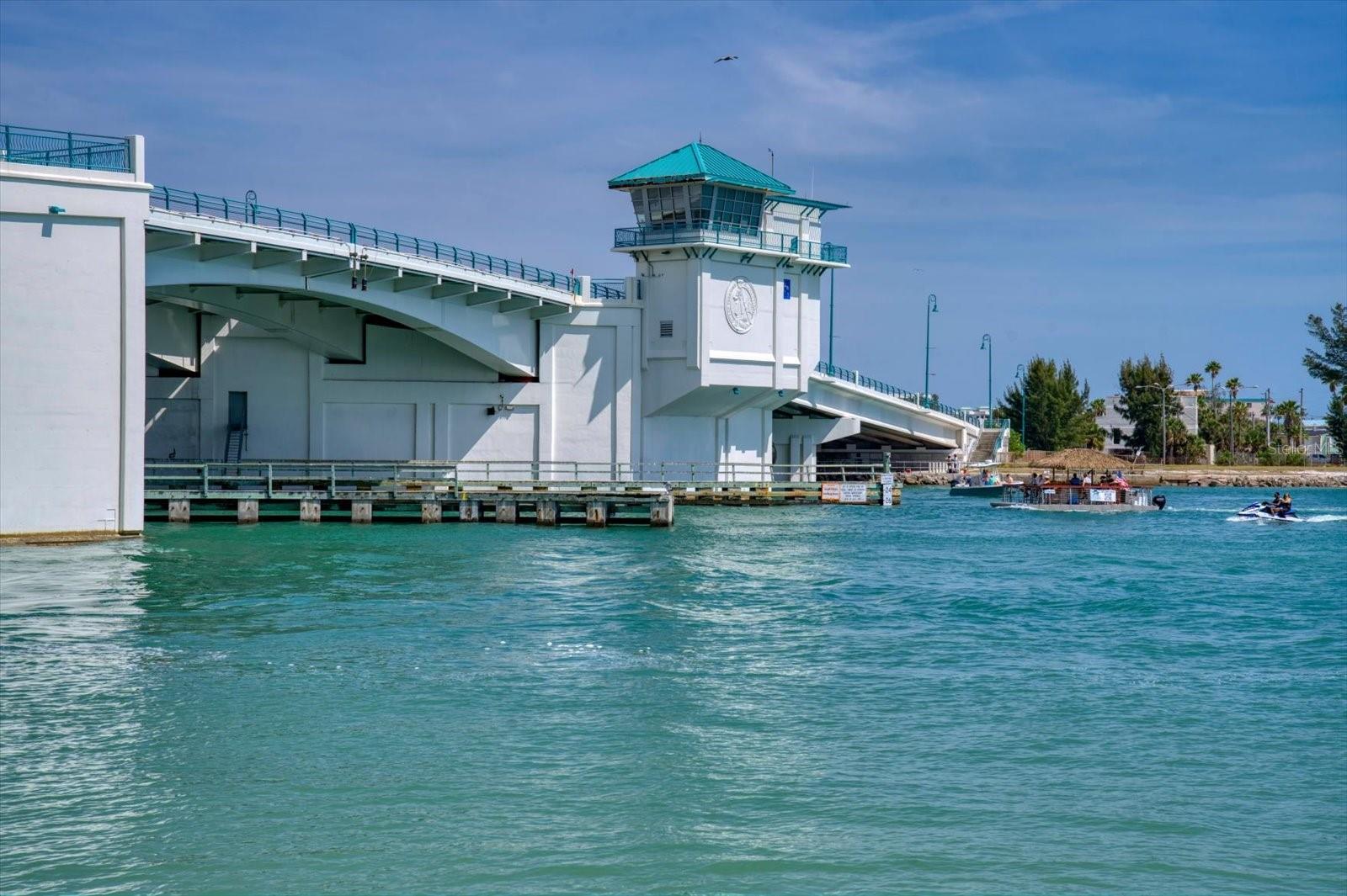 12924 GULF BLVD #110, MADEIRA BEACH, FL, 33708