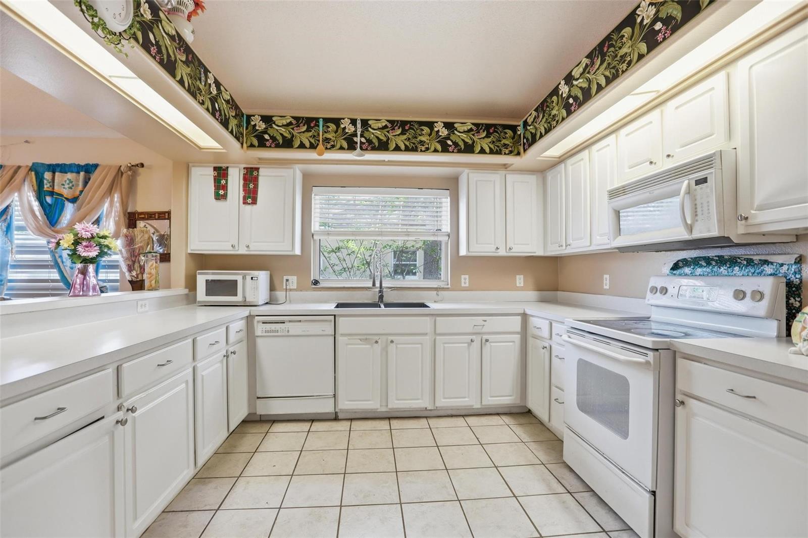 2124 WHITE EAGLE ST, CLERMONT, FL, 34714
