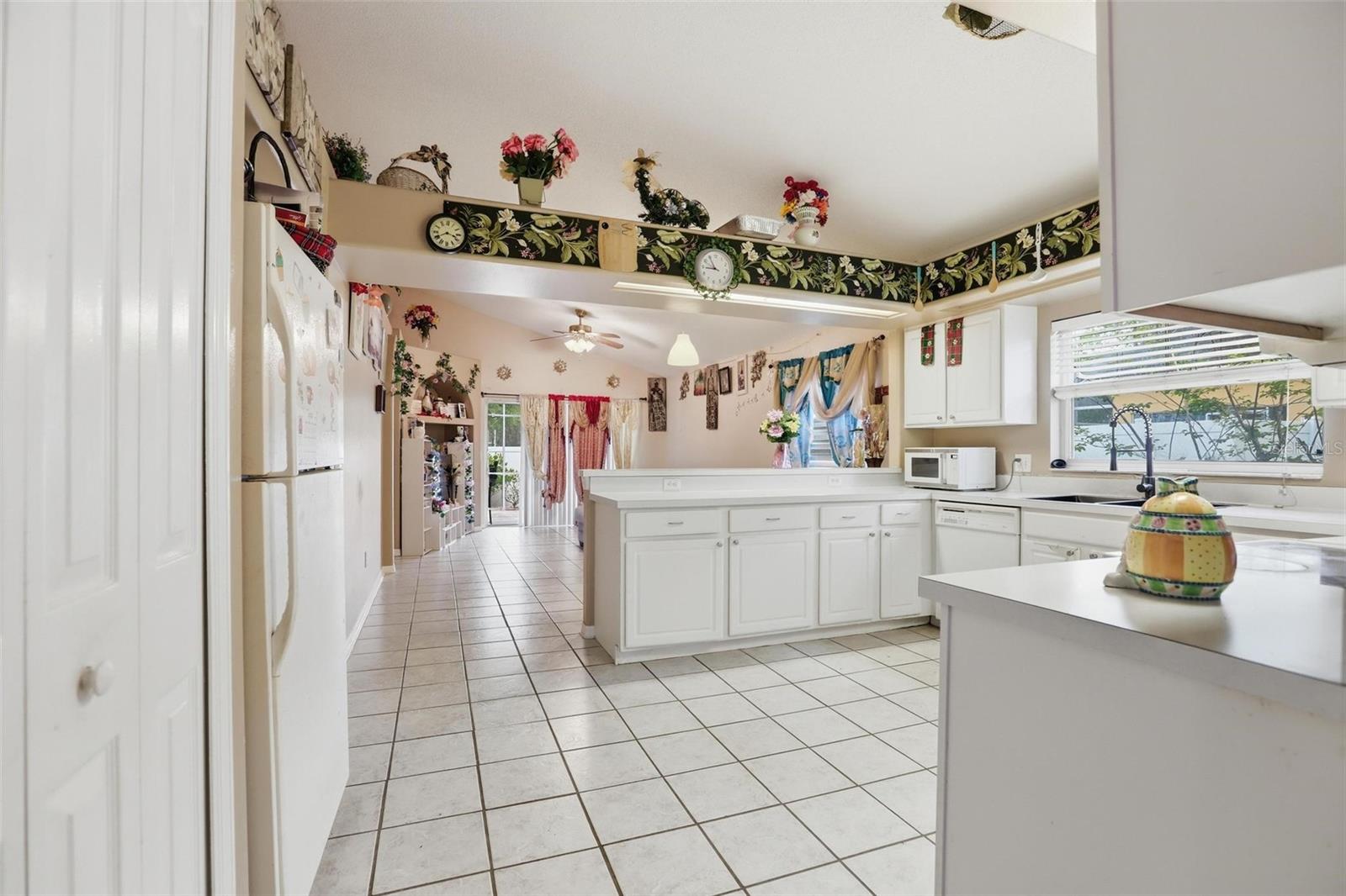 2124 WHITE EAGLE ST, CLERMONT, FL, 34714