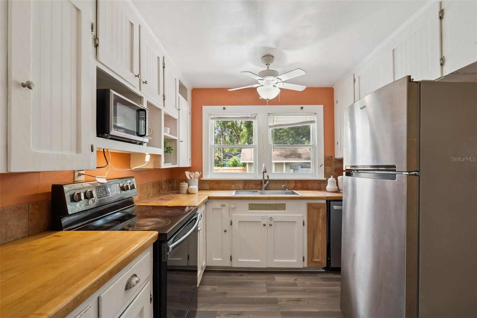 2000 PAGE AVE, ORLANDO, FL, 32806
