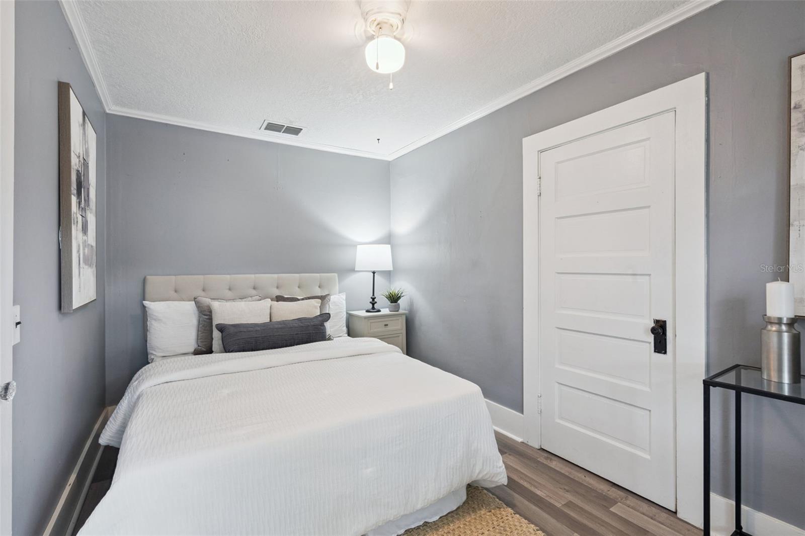 2000 PAGE AVE, ORLANDO, FL, 32806