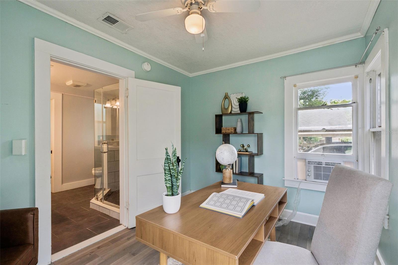 2000 PAGE AVE, ORLANDO, FL, 32806
