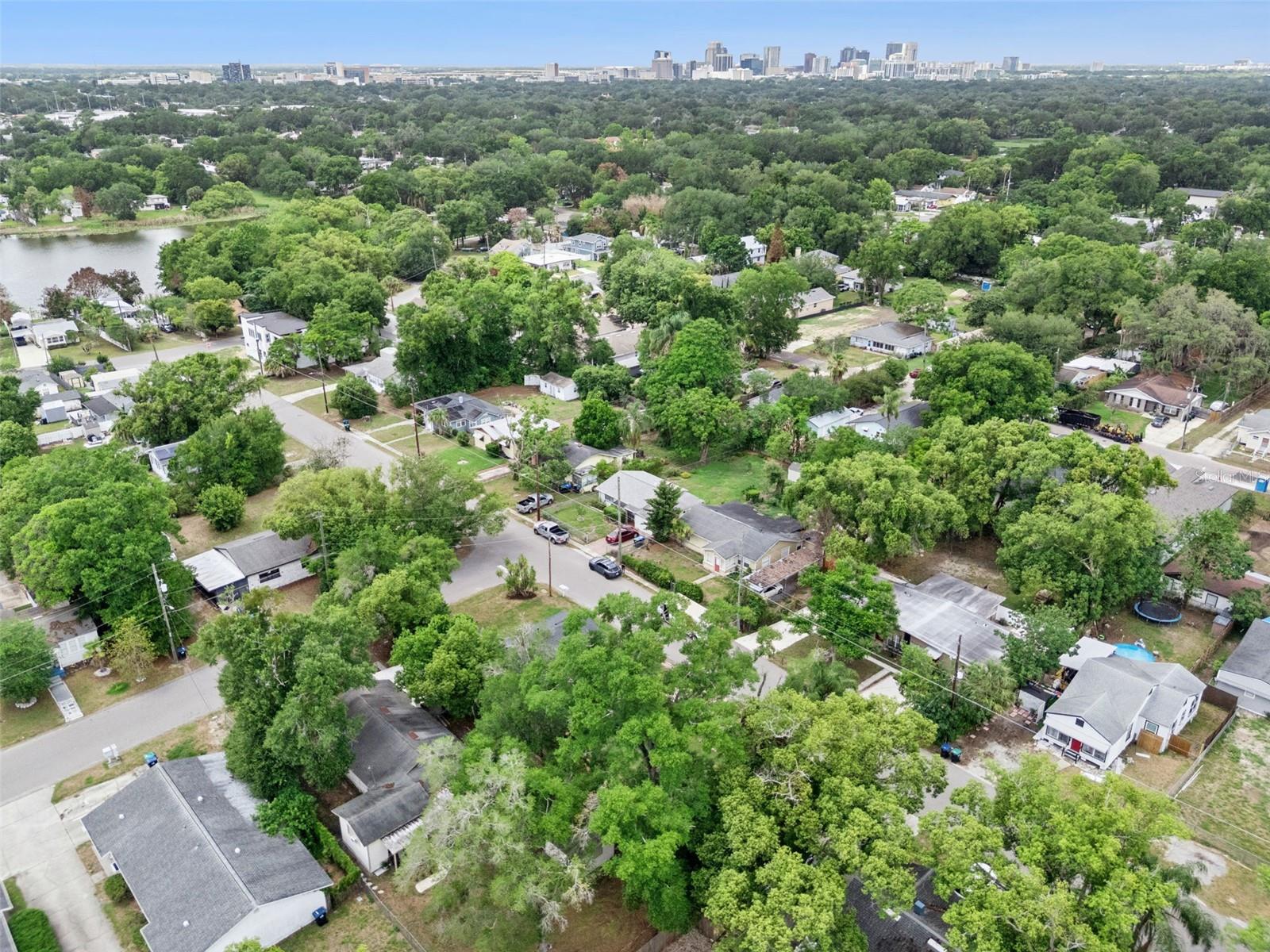 2000 PAGE AVE, ORLANDO, FL, 32806