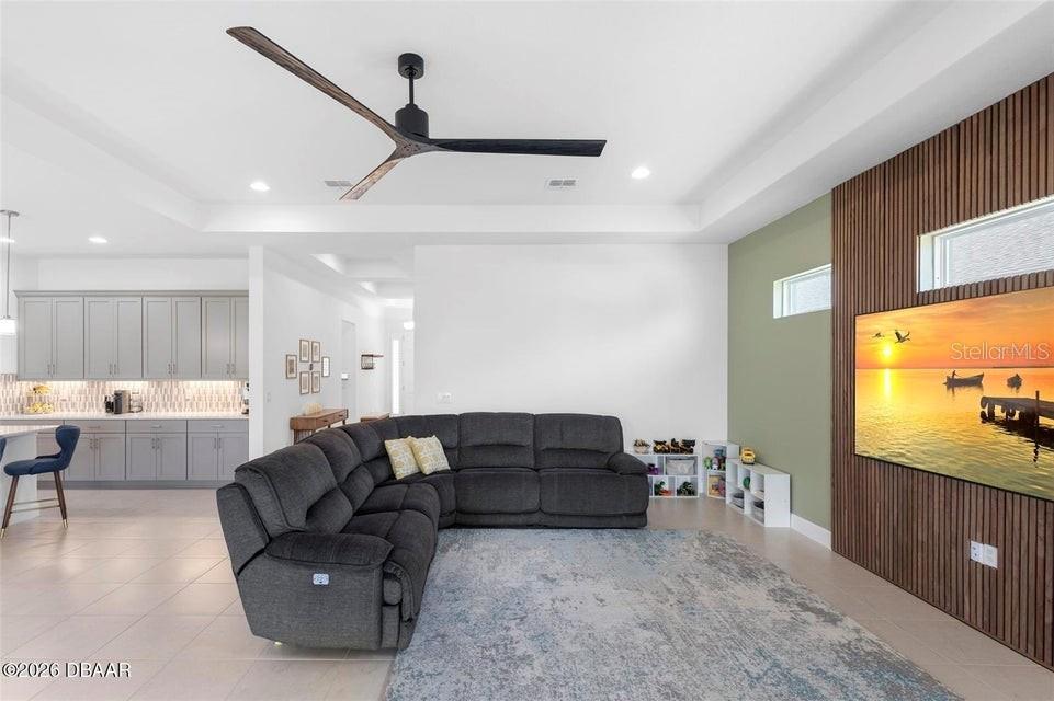 6291 W FALLSGROVE LN, PORT ORANGE, FL, 32128