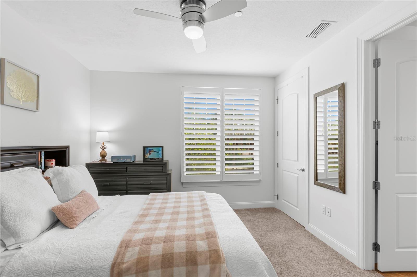 6 ACADEMY WAY S #221, ST PETERSBURG, FL, 33711