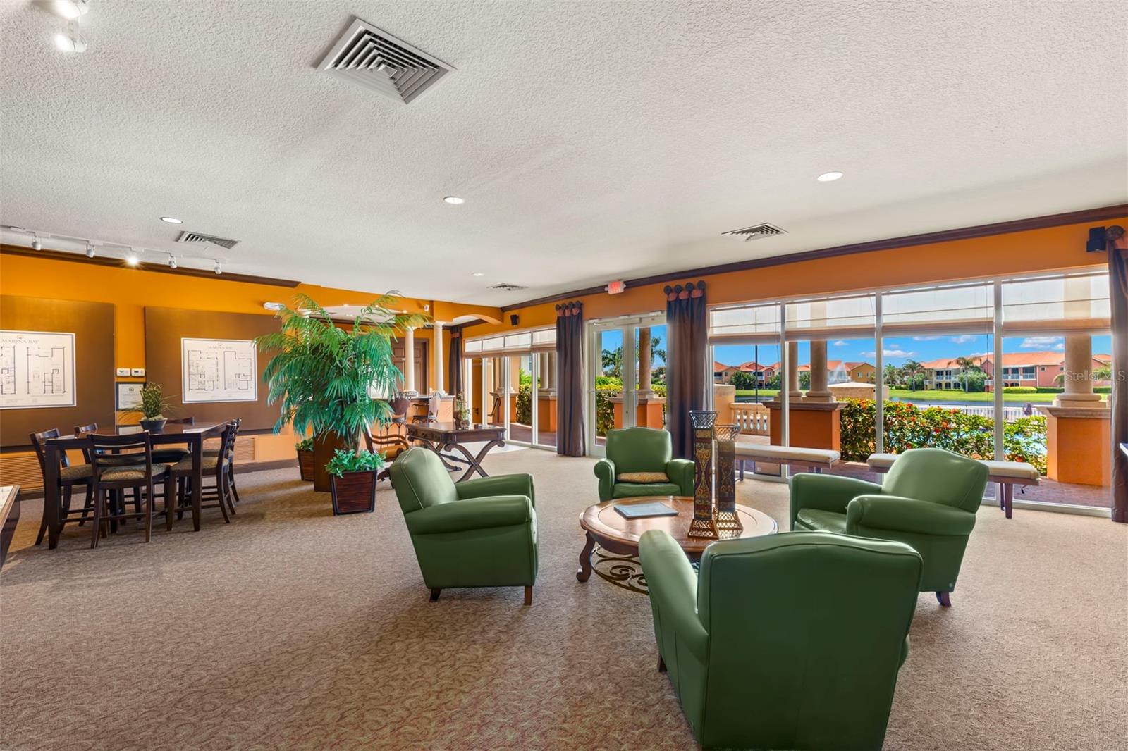 6 ACADEMY WAY S #221, ST PETERSBURG, FL, 33711