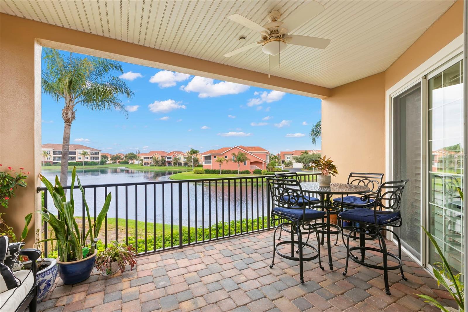 6 ACADEMY WAY S #221, ST PETERSBURG, FL, 33711