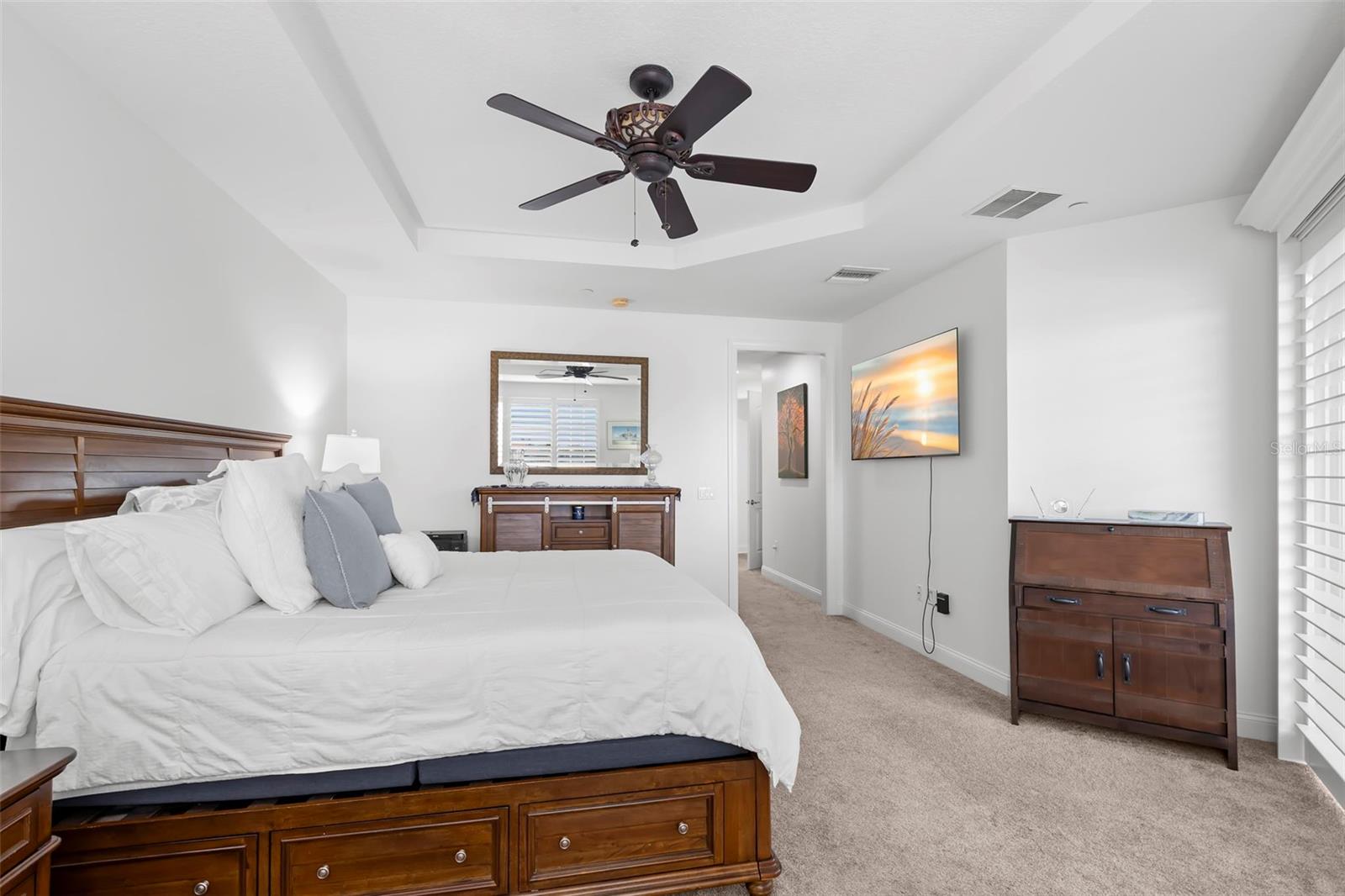6 ACADEMY WAY S #221, ST PETERSBURG, FL, 33711
