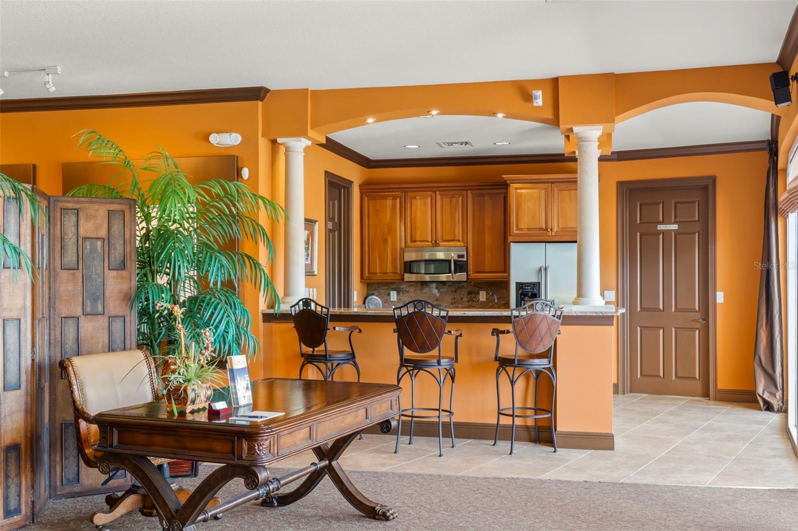 6 ACADEMY WAY S #221, ST PETERSBURG, FL, 33711