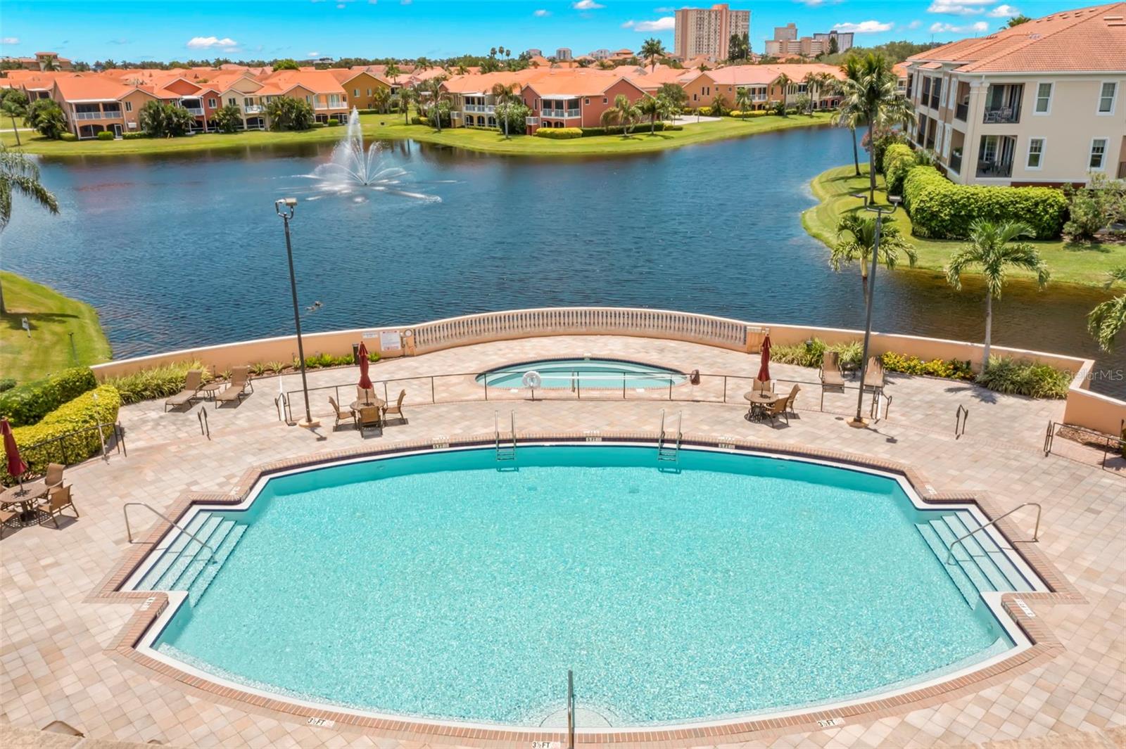 6 ACADEMY WAY S #221, ST PETERSBURG, FL, 33711