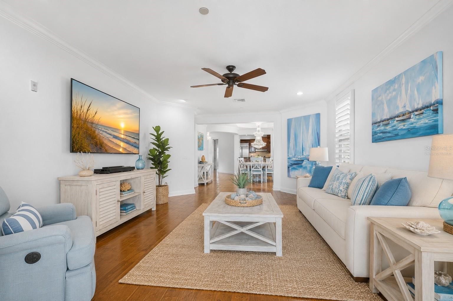 6 ACADEMY WAY S #221, ST PETERSBURG, FL, 33711