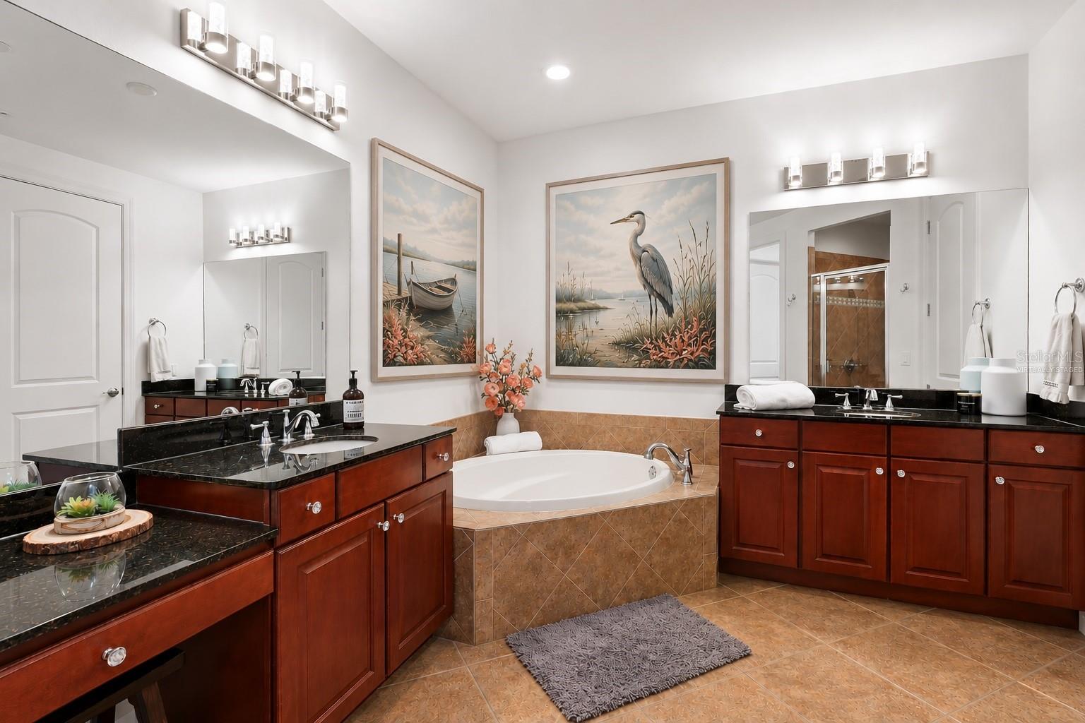 6 ACADEMY WAY S #221, ST PETERSBURG, FL, 33711