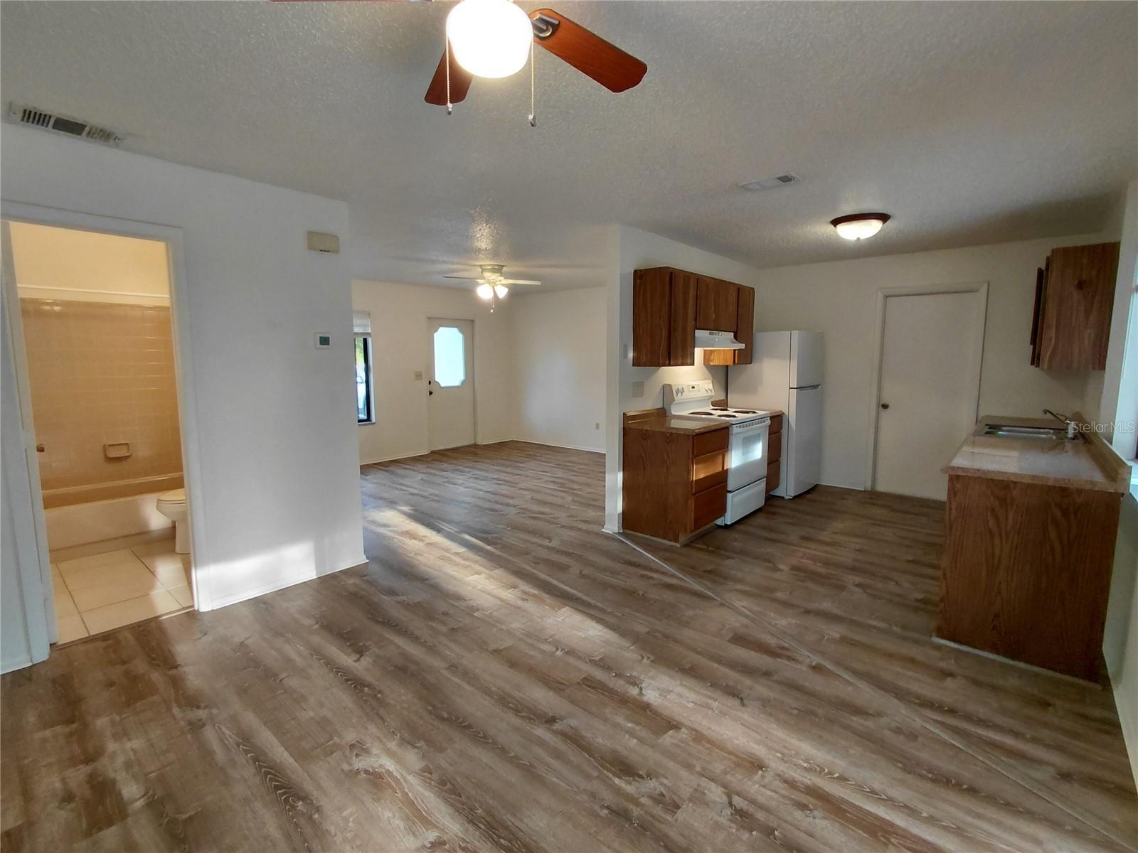 20208 TAPPAN ZEE DR, PORT CHARLOTTE, FL, 33952