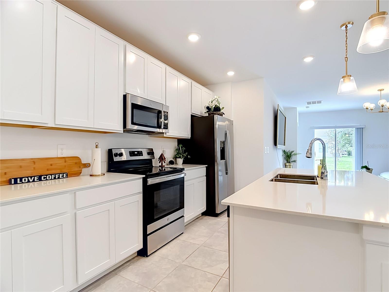 526 HATTERAS RD, DAVENPORT, FL, 33837