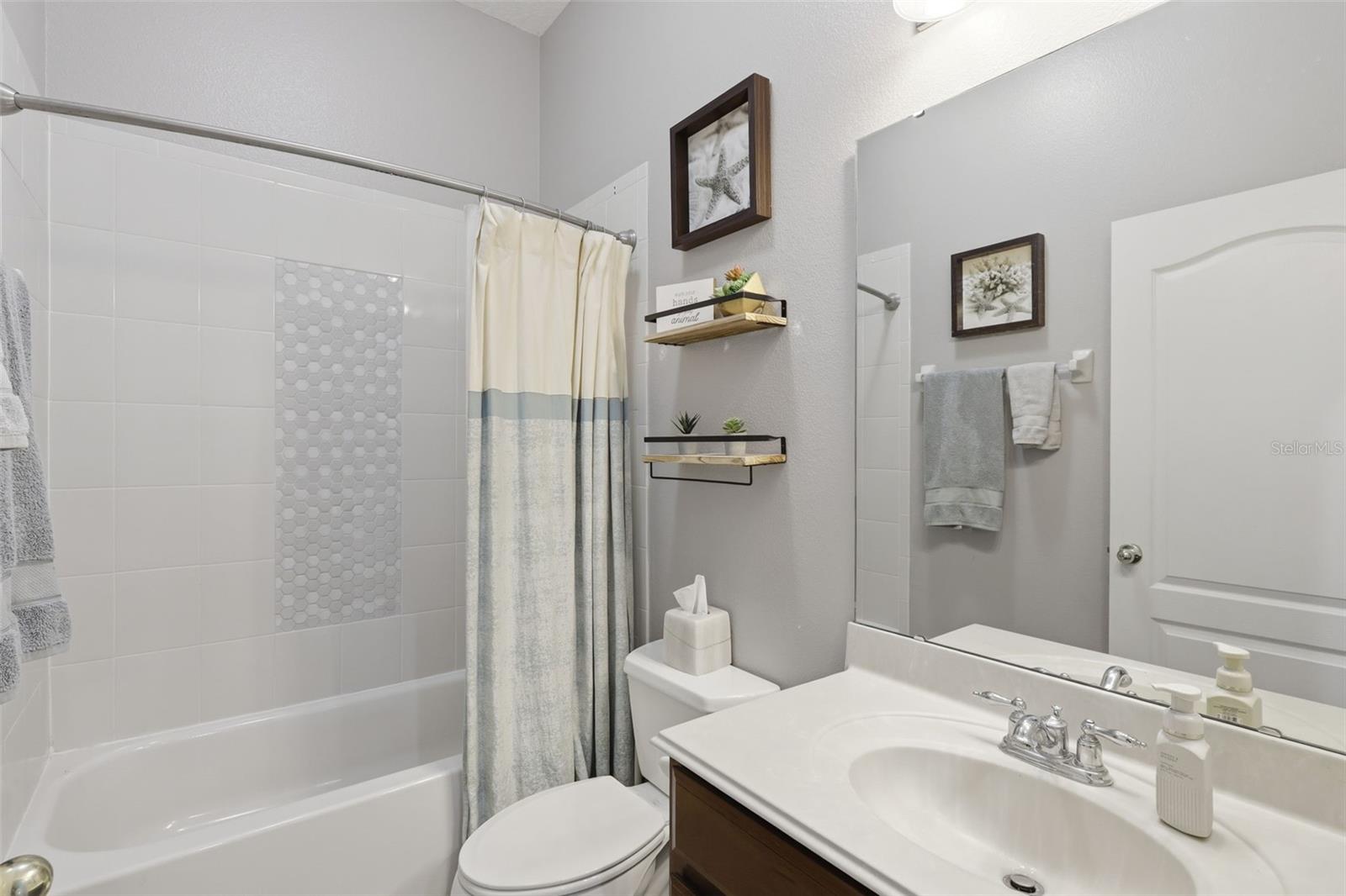 236 ASTERBROOKE DR, DELAND, FL, 32724