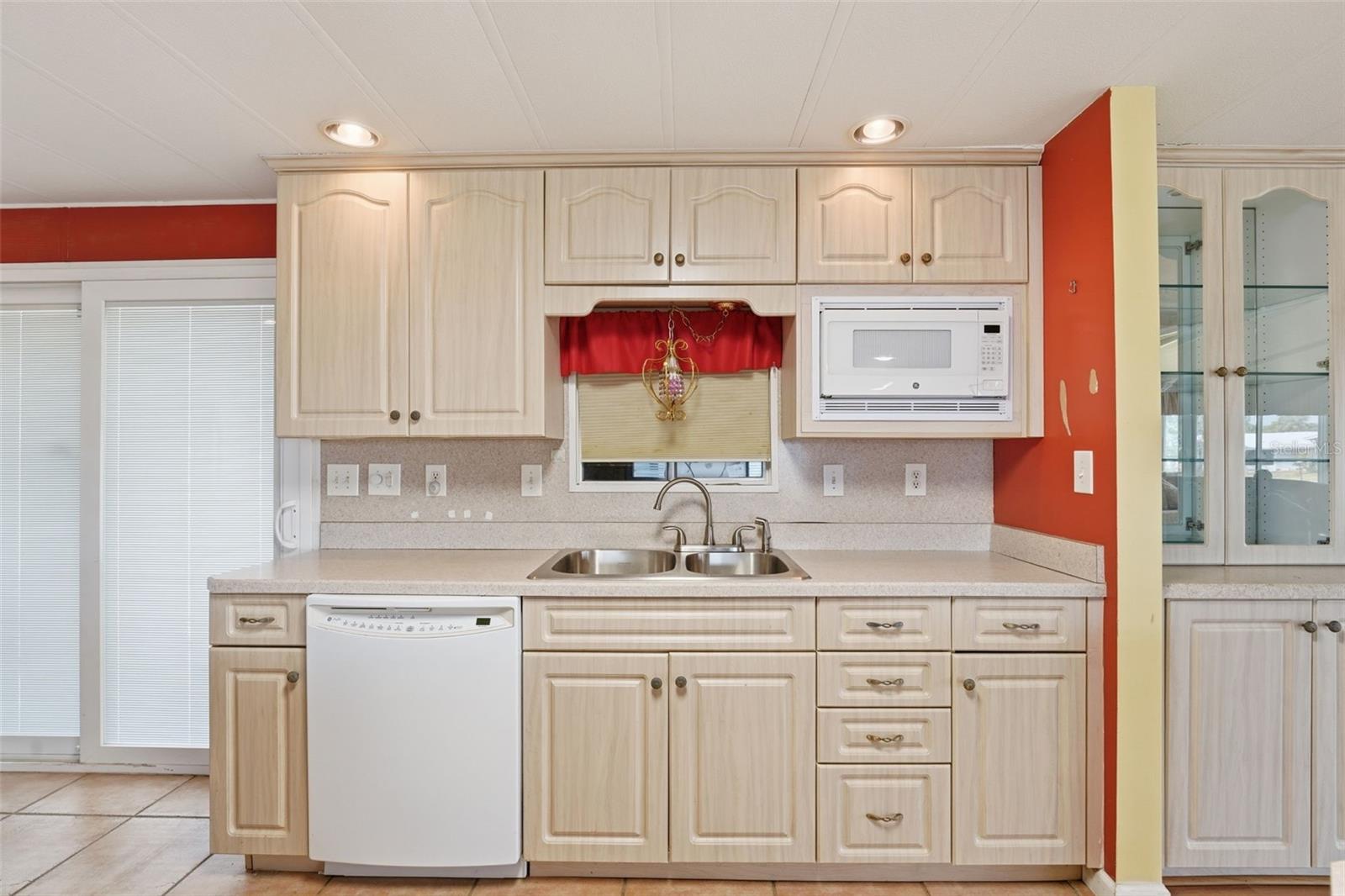 118 MARTINIQUE RD, NORTH PORT, FL, 34287
