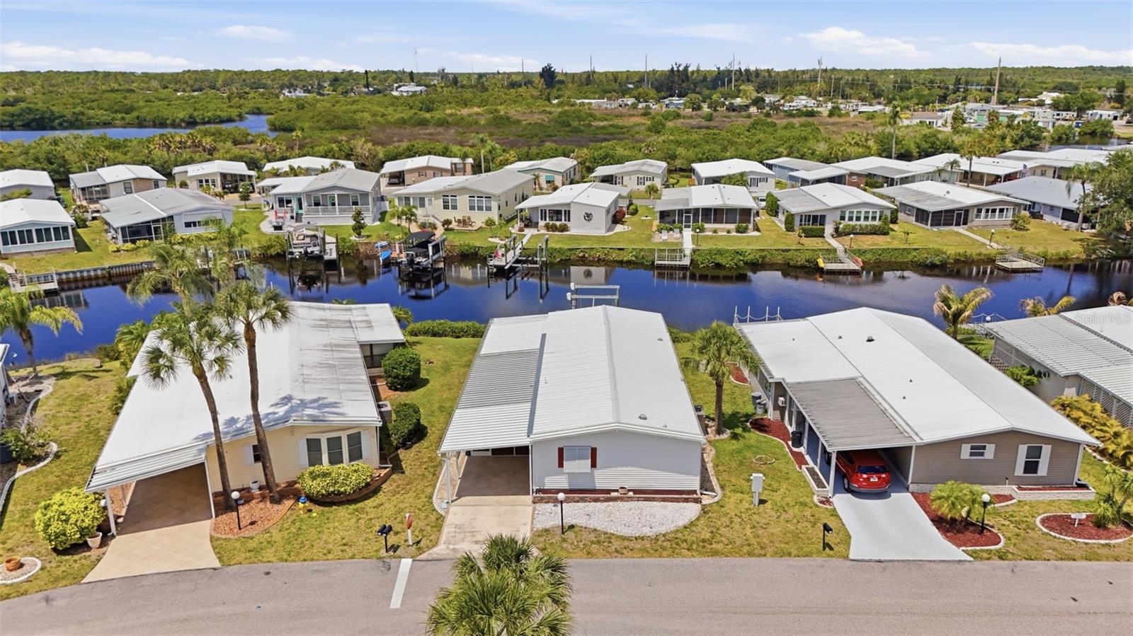 118 MARTINIQUE RD, NORTH PORT, FL, 34287