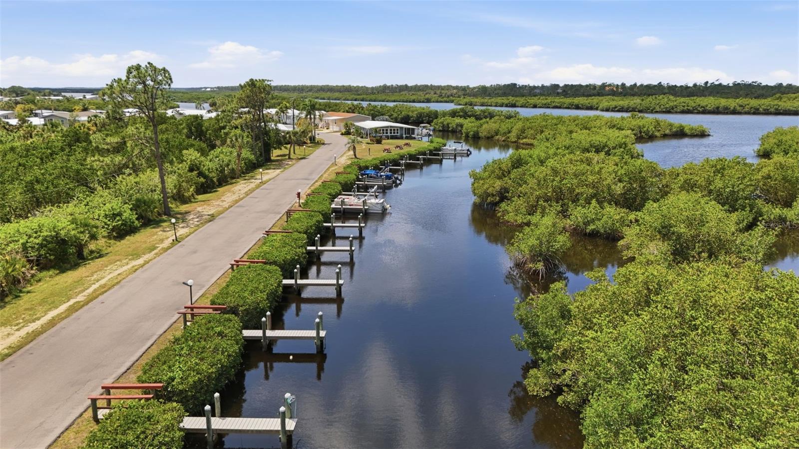 118 MARTINIQUE RD, NORTH PORT, FL, 34287