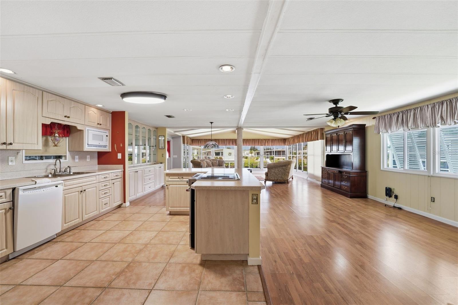 118 MARTINIQUE RD, NORTH PORT, FL, 34287