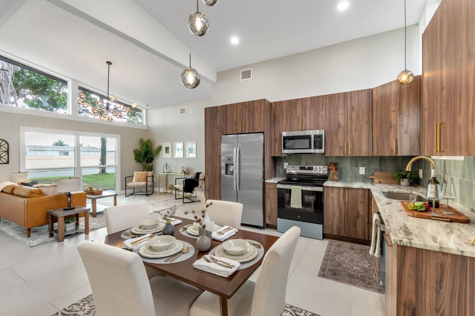 5023 9TH ST E, BRADENTON, FL, 34203