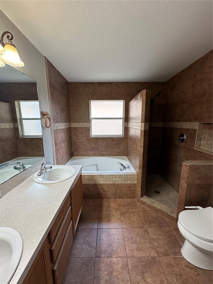 13701 MEADOWPARK AVE, ORLANDO, FL, 32826