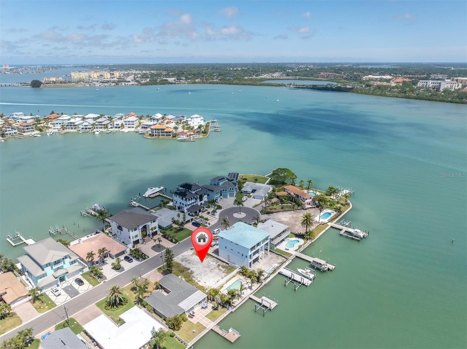 575 CRYSTAL DR, MADEIRA BEACH, FL, 33708