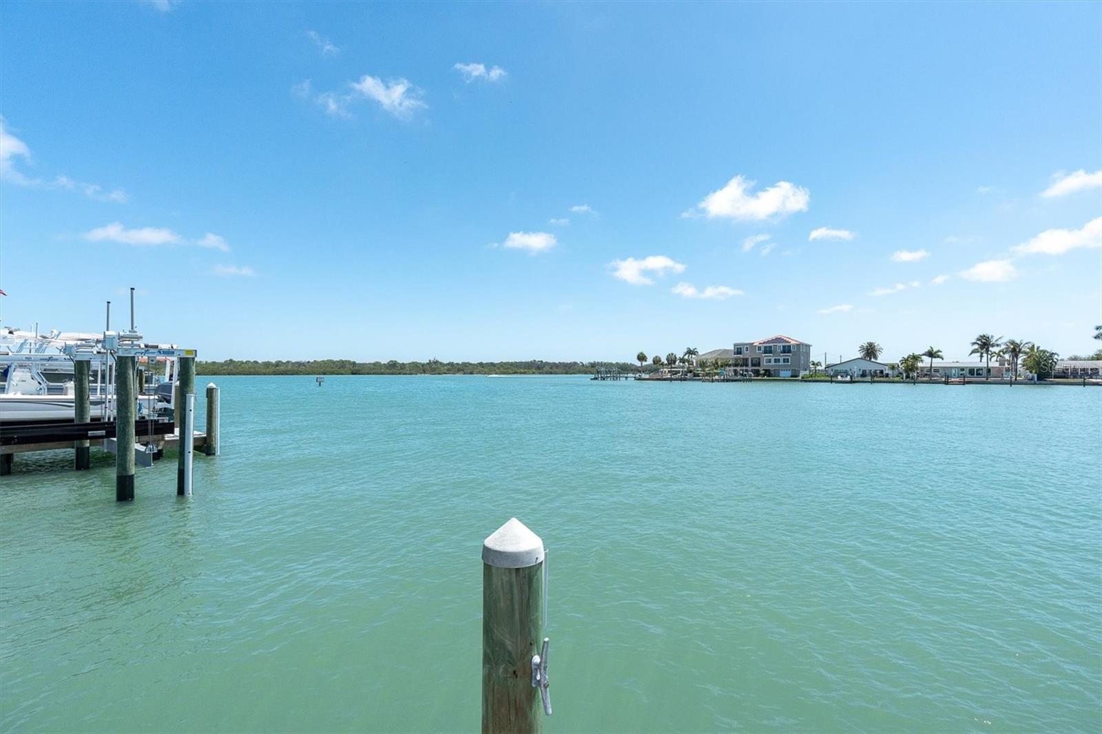 575 CRYSTAL DR, MADEIRA BEACH, FL, 33708