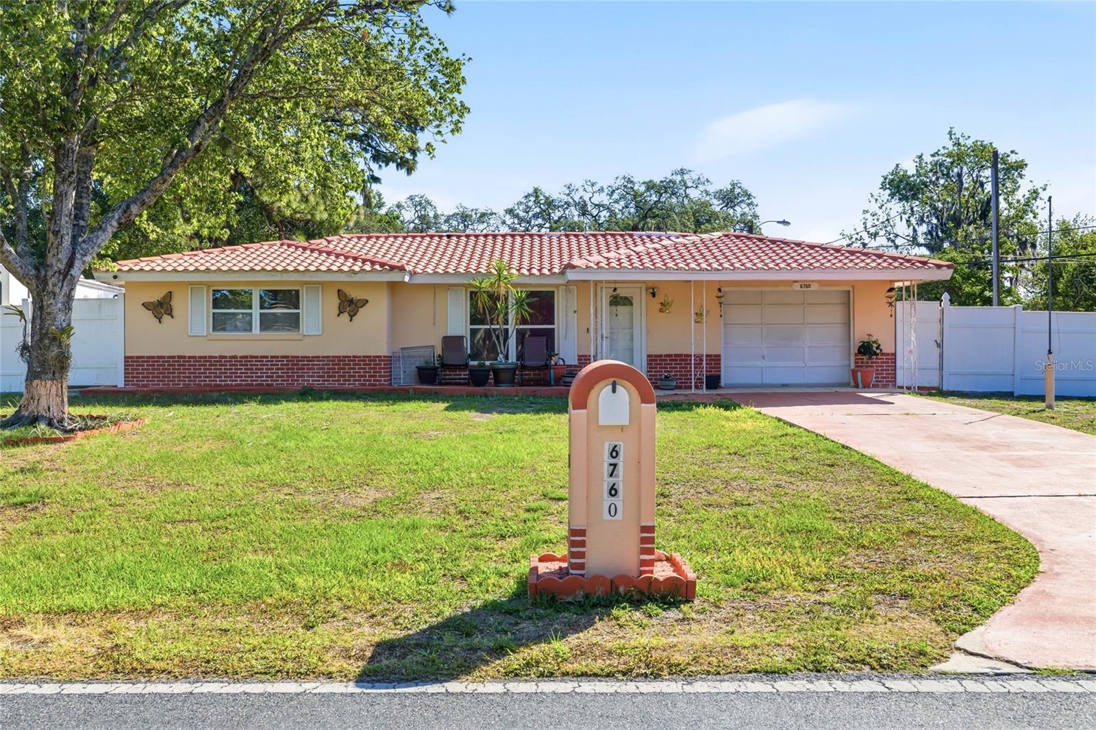 6760 RUNNEL DR, NEW PORT RICHEY, FL, 34653