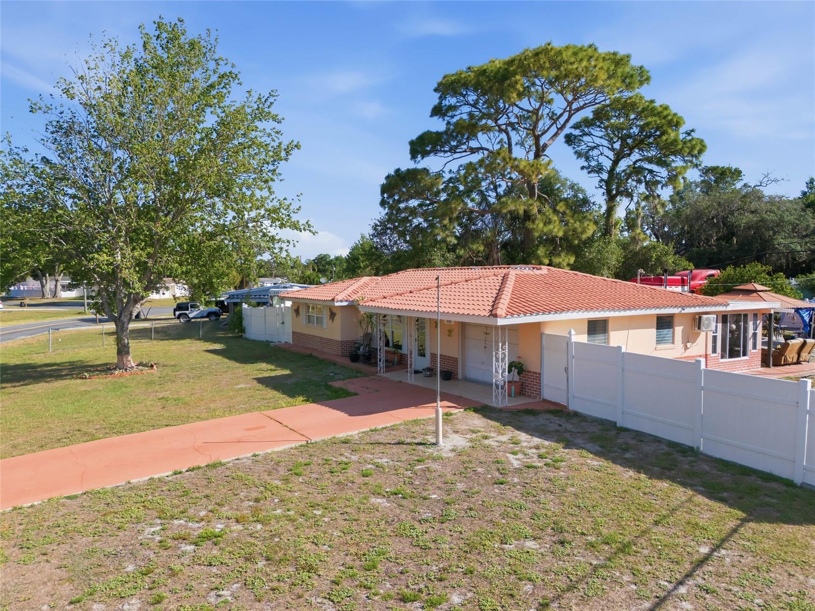 6760 RUNNEL DR, NEW PORT RICHEY, FL, 34653