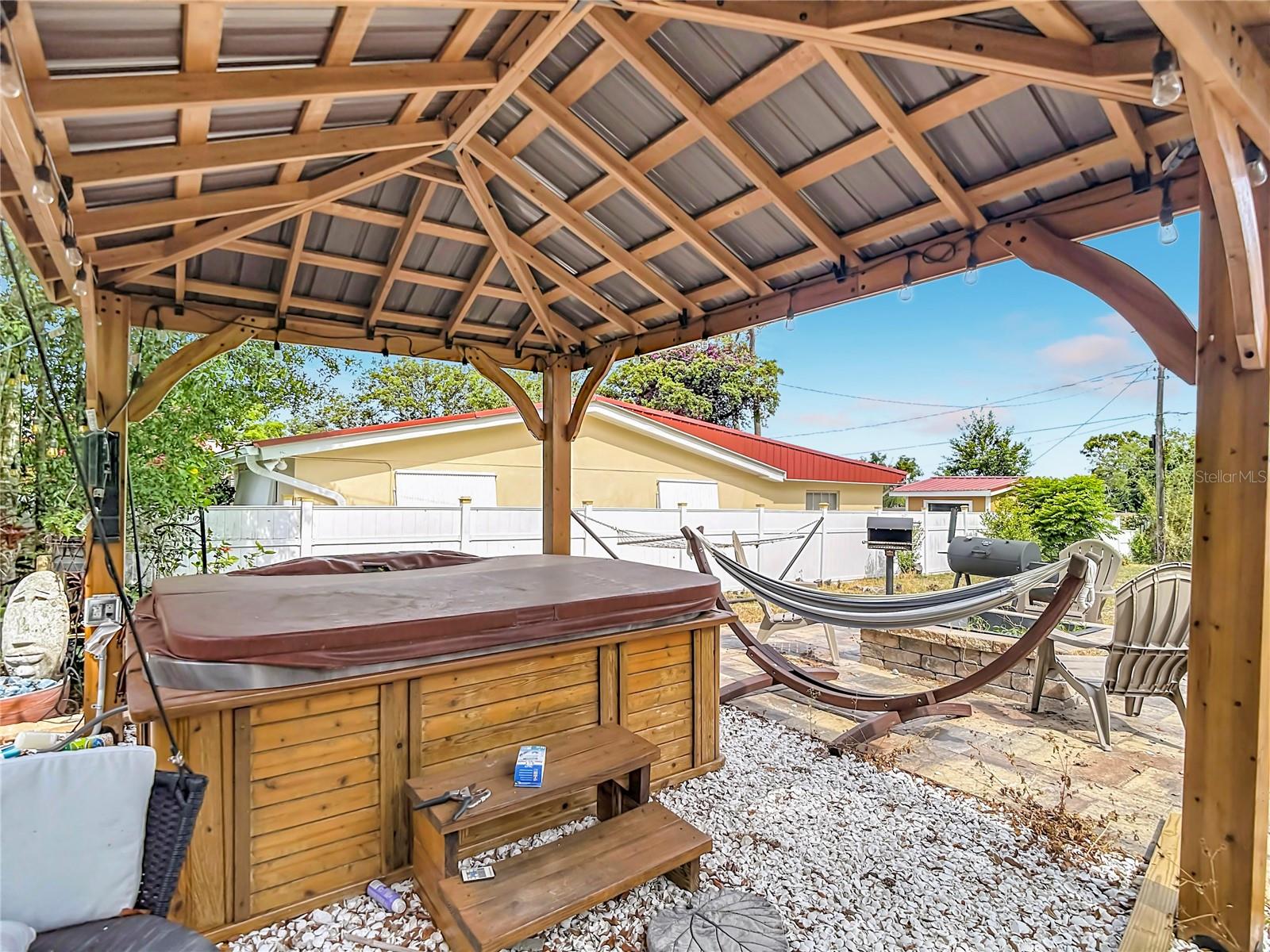 5433 FRONT DR, HOLIDAY, FL, 34690