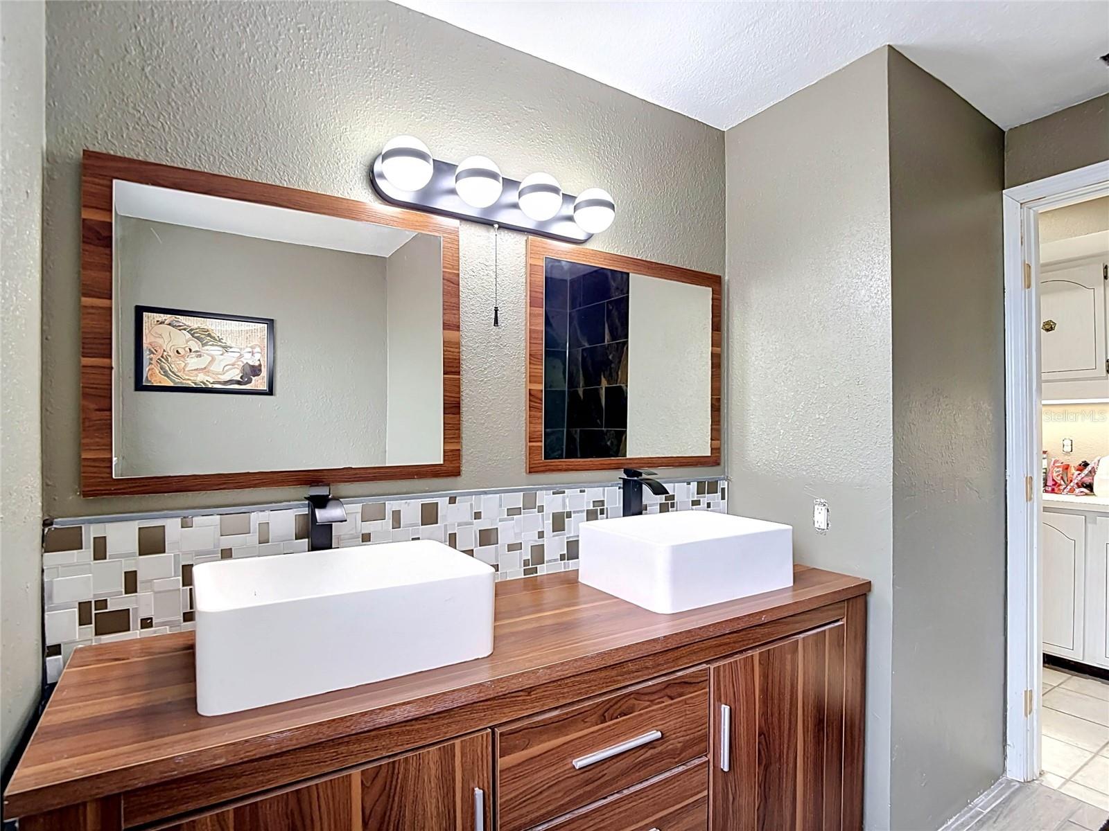 5433 FRONT DR, HOLIDAY, FL, 34690