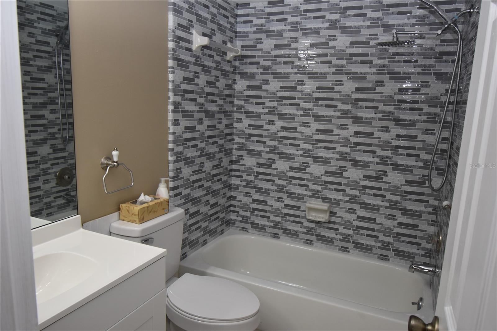 420 N BAYSHORE BLVD #202, CLEARWATER, FL, 33759