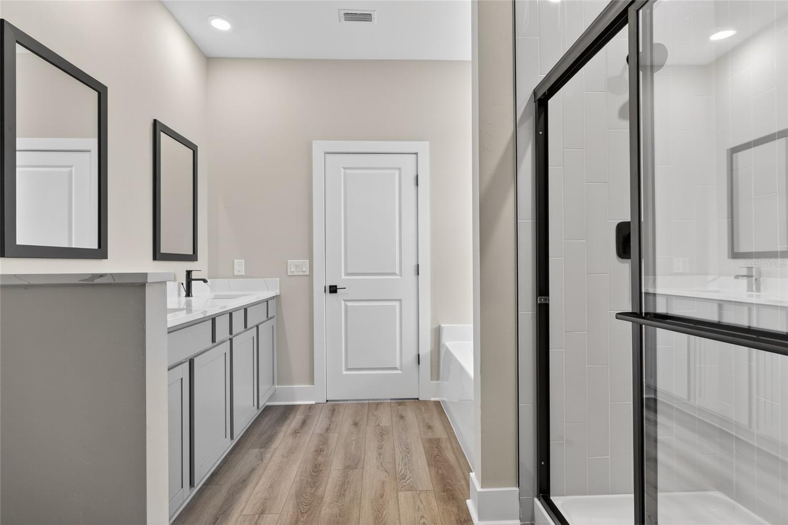 5479 BRUSSELS TER, PORT CHARLOTTE, FL, 33981