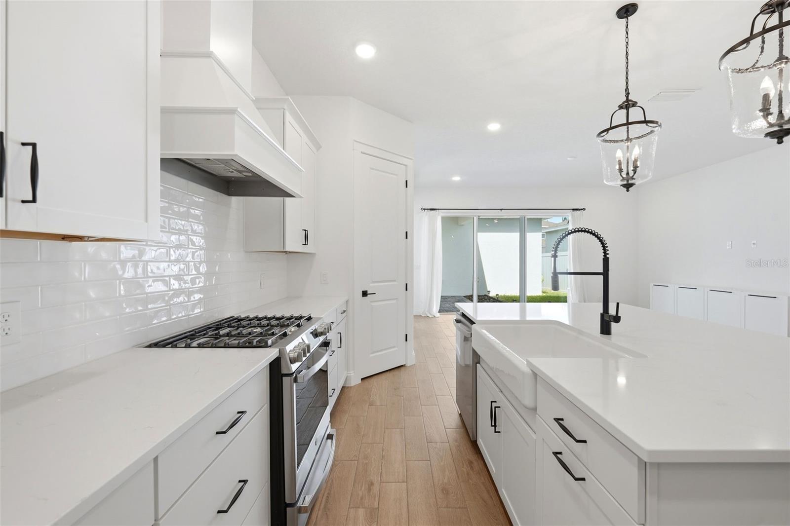 12626 CLEAR SAPPHIRE DR, WINTER GARDEN, FL, 34787