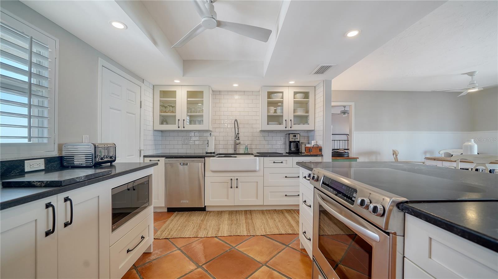 800 BENJAMIN FRANKLIN DR #406, SARASOTA, FL, 34236