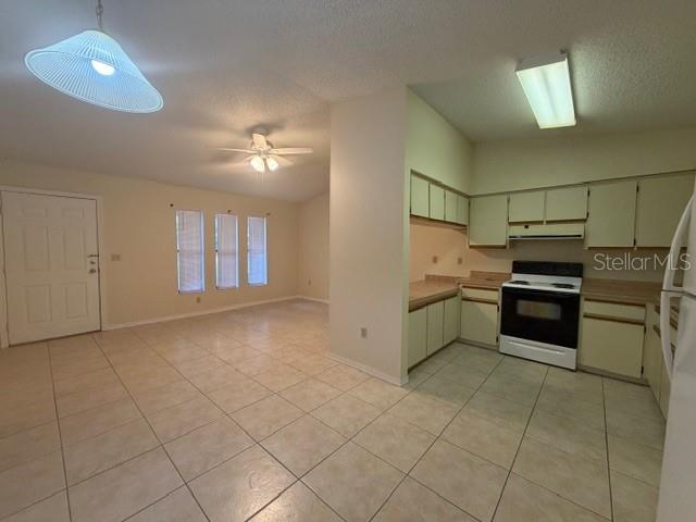32818 LAKE SQUARE CT #10, LEESBURG, FL, 34788