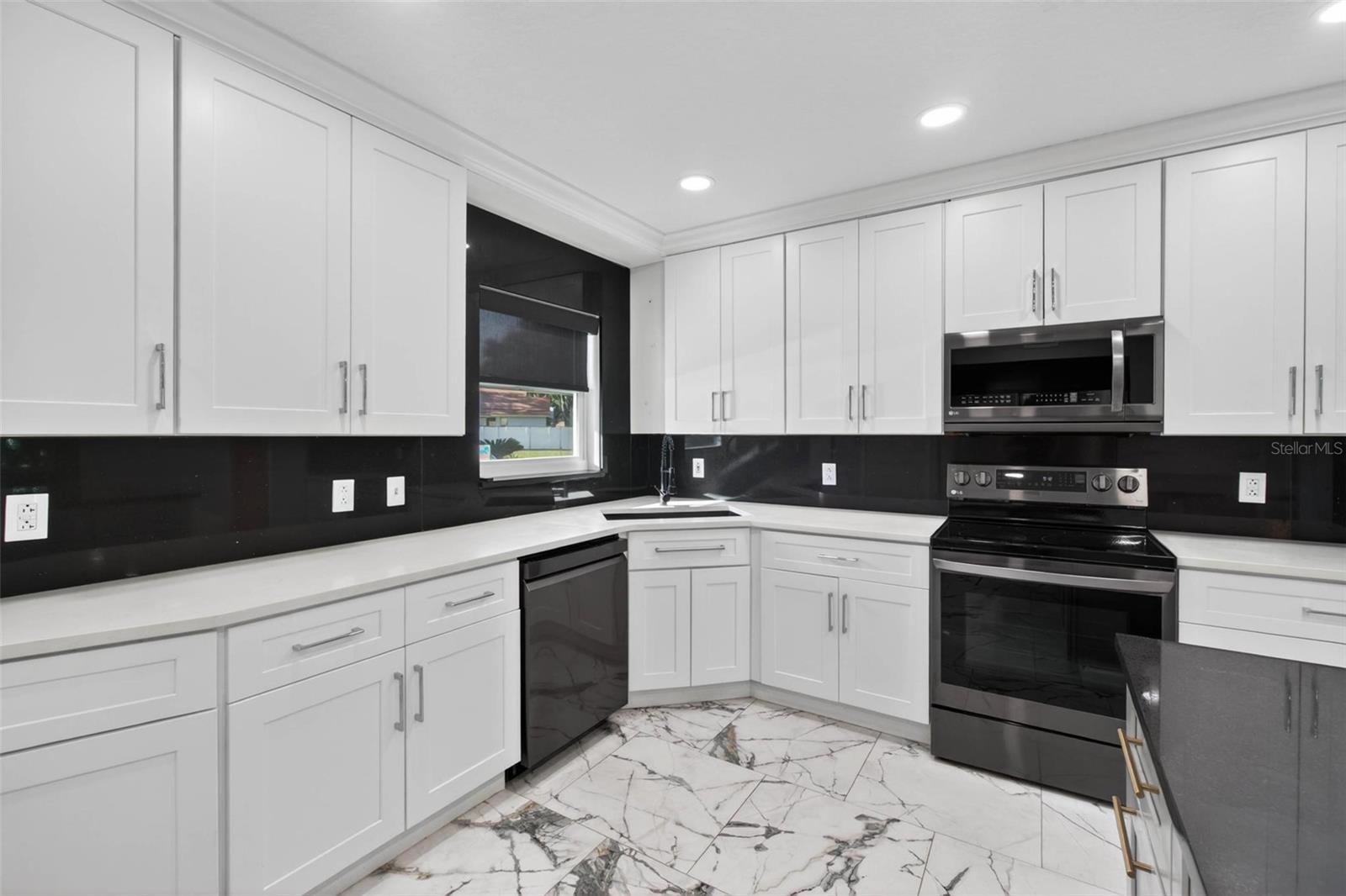 2284 SPANISH DR #6, CLEARWATER, FL, 33763