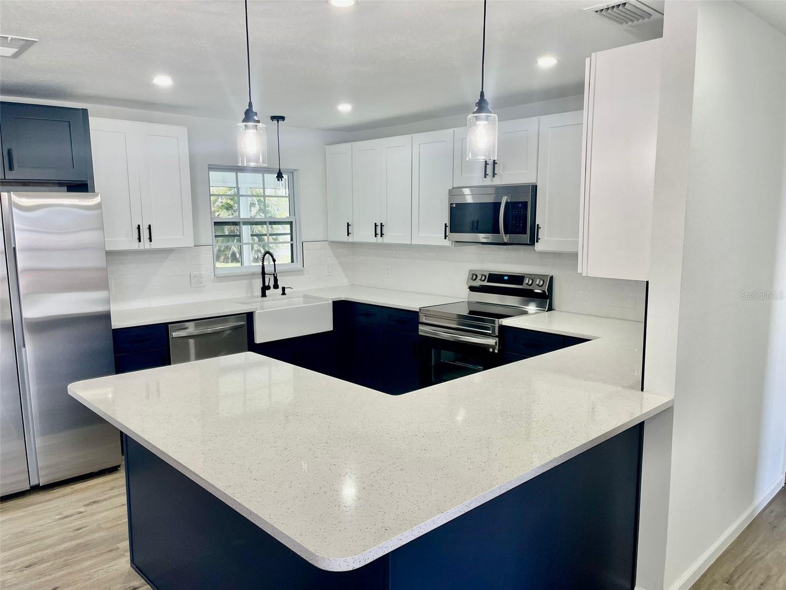 13556 ROMFORD AVE, PORT CHARLOTTE, FL, 33981