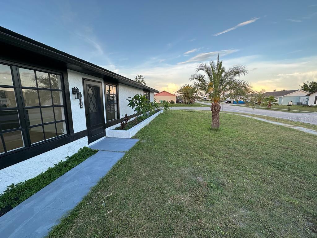 13556 ROMFORD AVE, PORT CHARLOTTE, FL, 33981