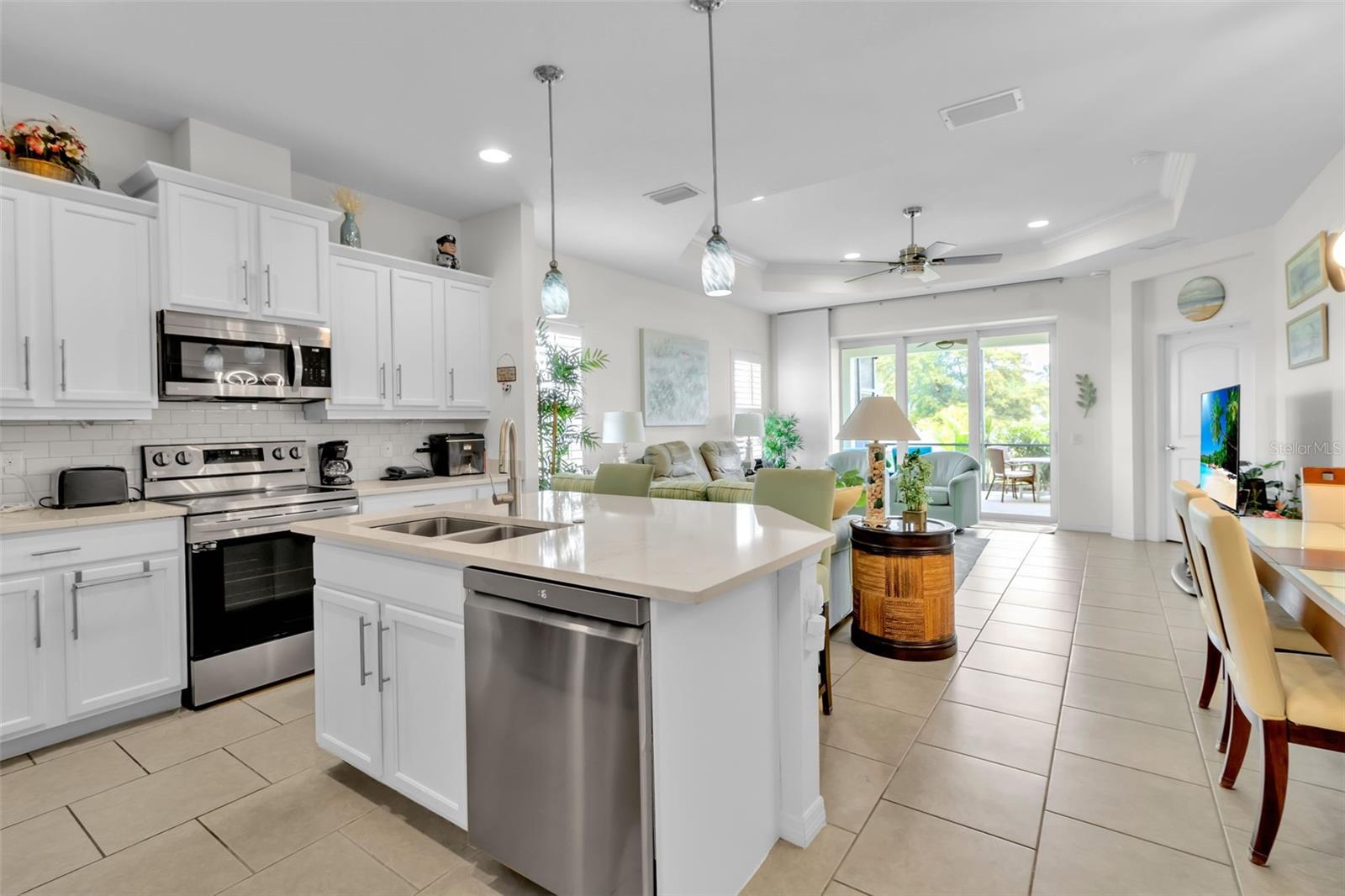 7004 VISTA BELLA DR, BRADENTON, FL, 34209