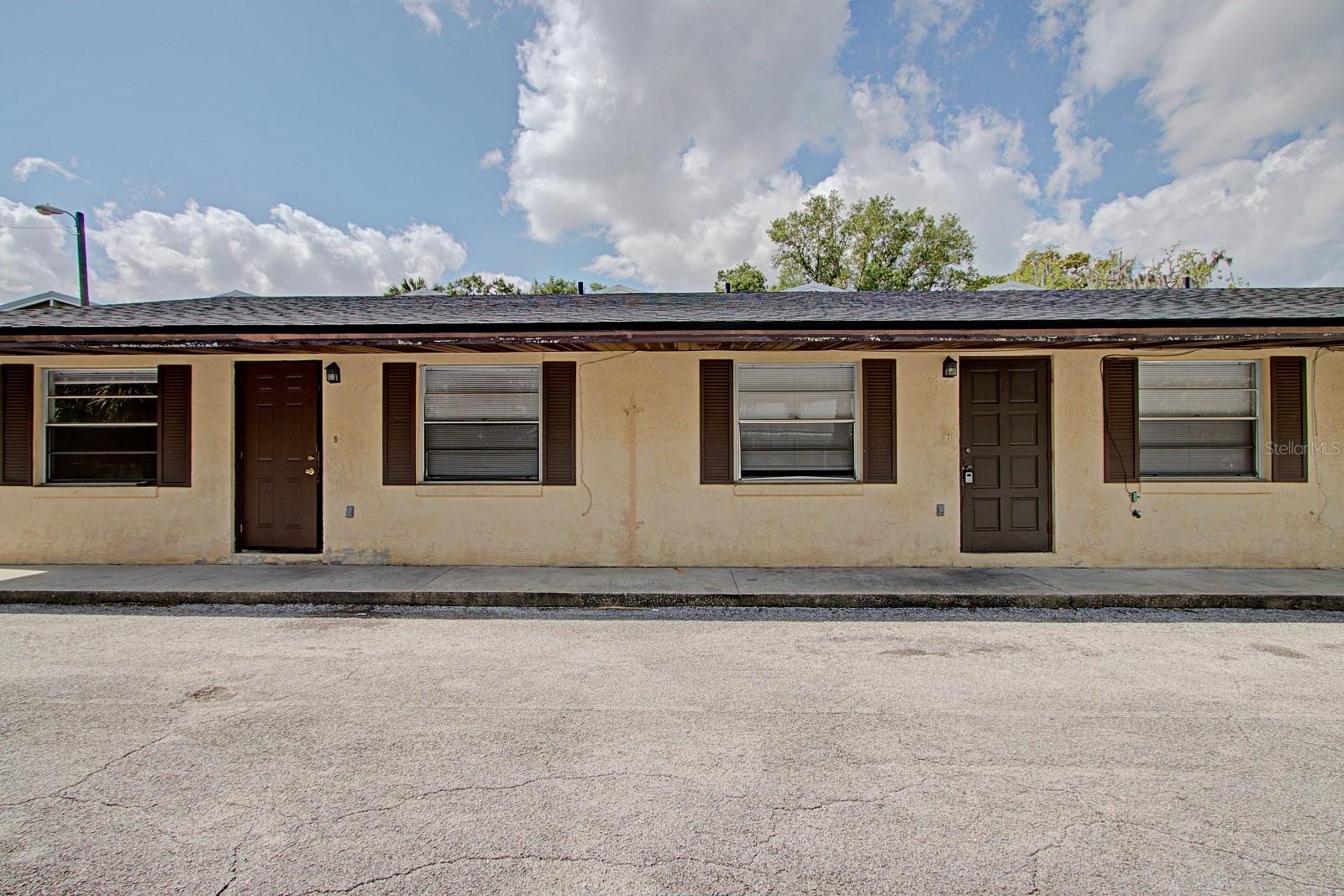 830 N CLAKE ST, DELAND, FL, 32724