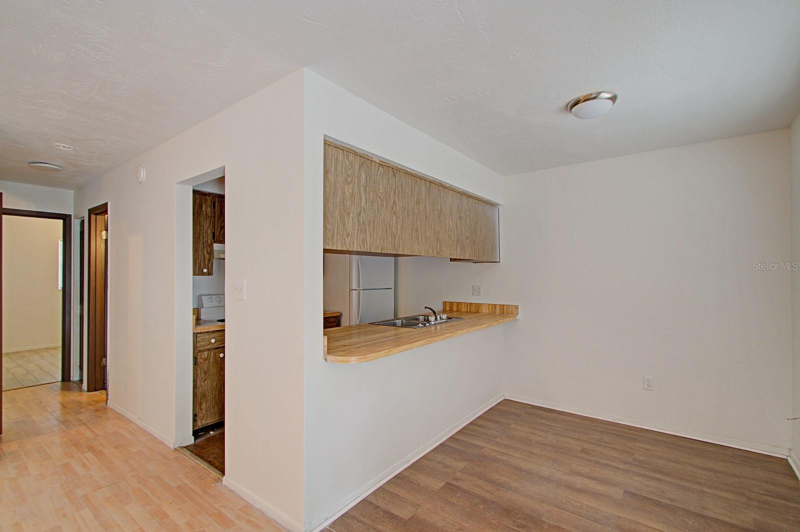 830 N CLAKE ST, DELAND, FL, 32724