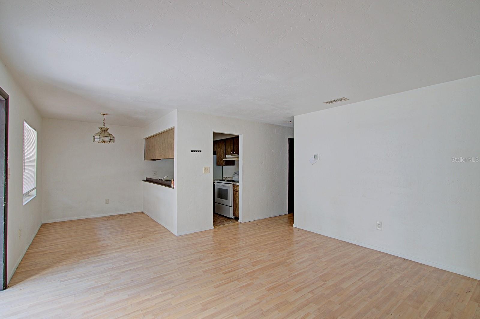 830 N CLAKE ST, DELAND, FL, 32724