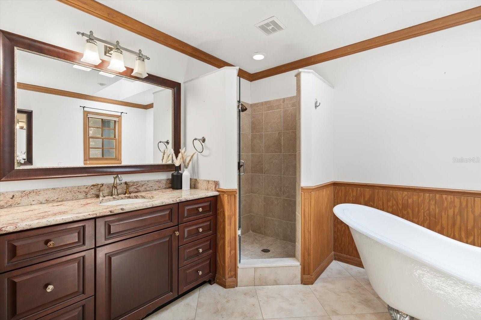 216 WOODS TRL, SANFORD, FL, 32771